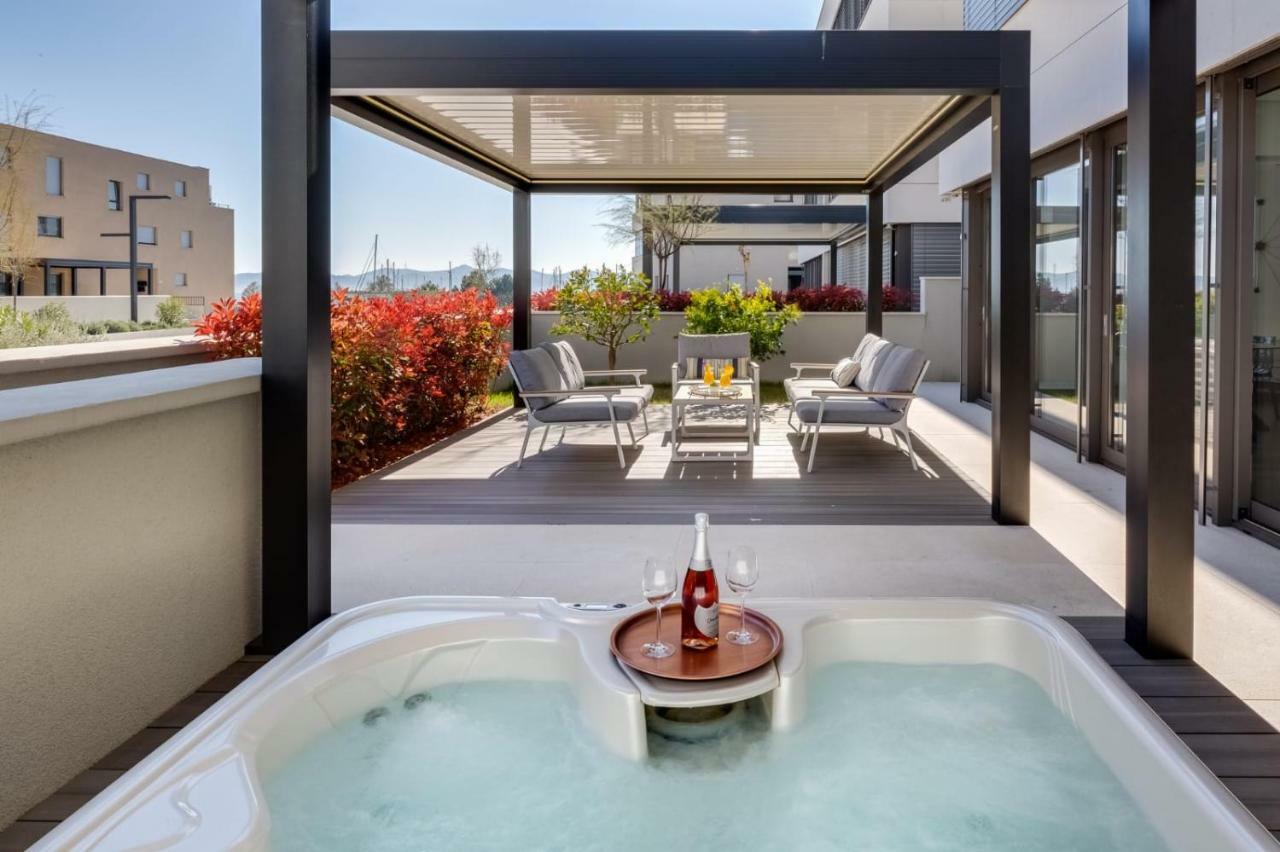 Shell Luxury Residences With Pool And Whirlpool Zadar Exterior photo